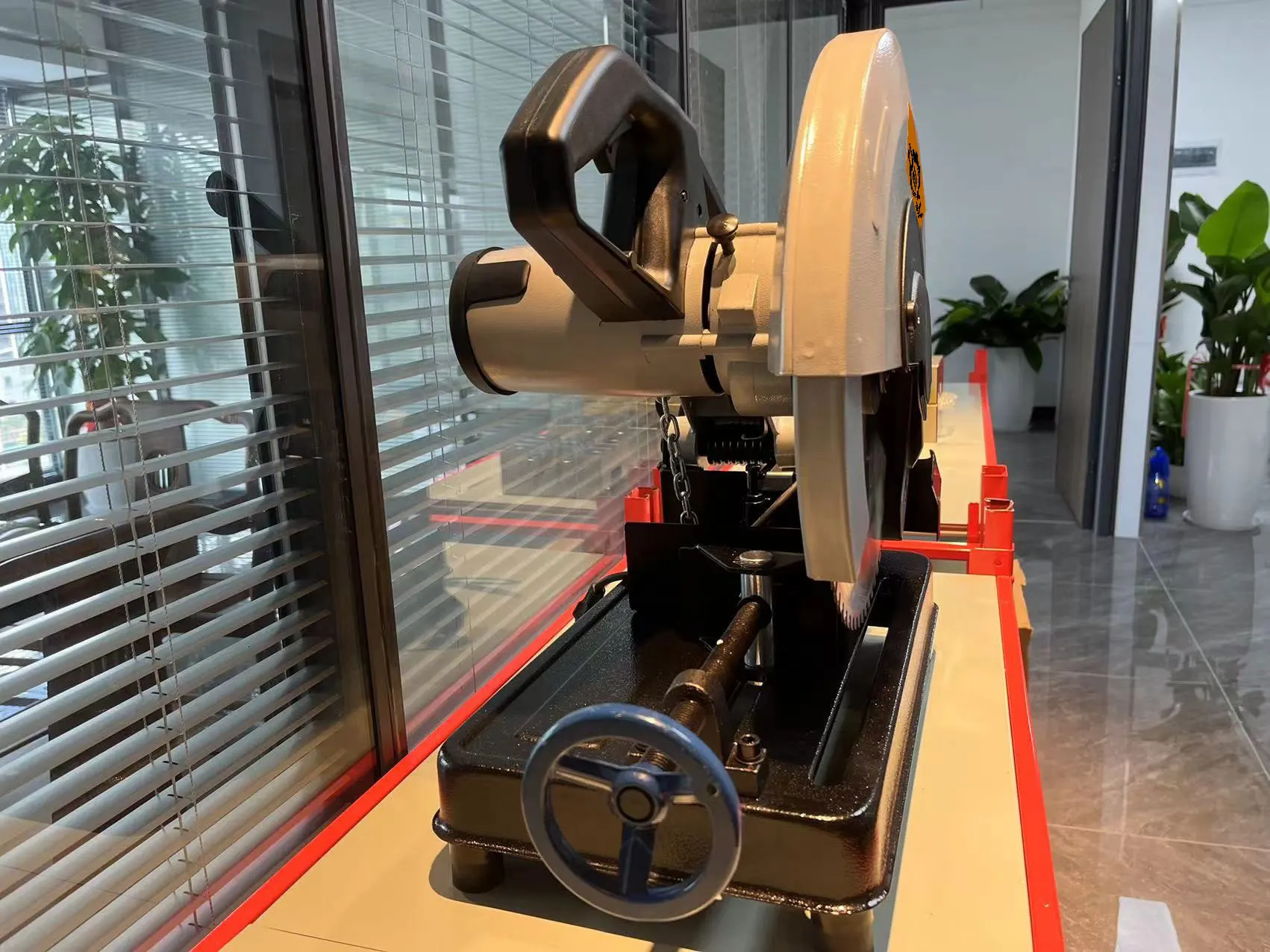 14 Inch Portable Metal Aluminum Iron Stainless Steel Pipe Bar Miter Saw Metal Cold Saw Cutting Machine 355Mm Cut Off Saw – 355×1.8-2.6×25.4X66T 14 Inch Portable Metal Aluminum Iron Stainless Steel Pipe Bar Miter Saw Metal Cold Saw Cutting Machine 355Mm Cut Off Saw – 355×1.8-2.6×25.4X66T