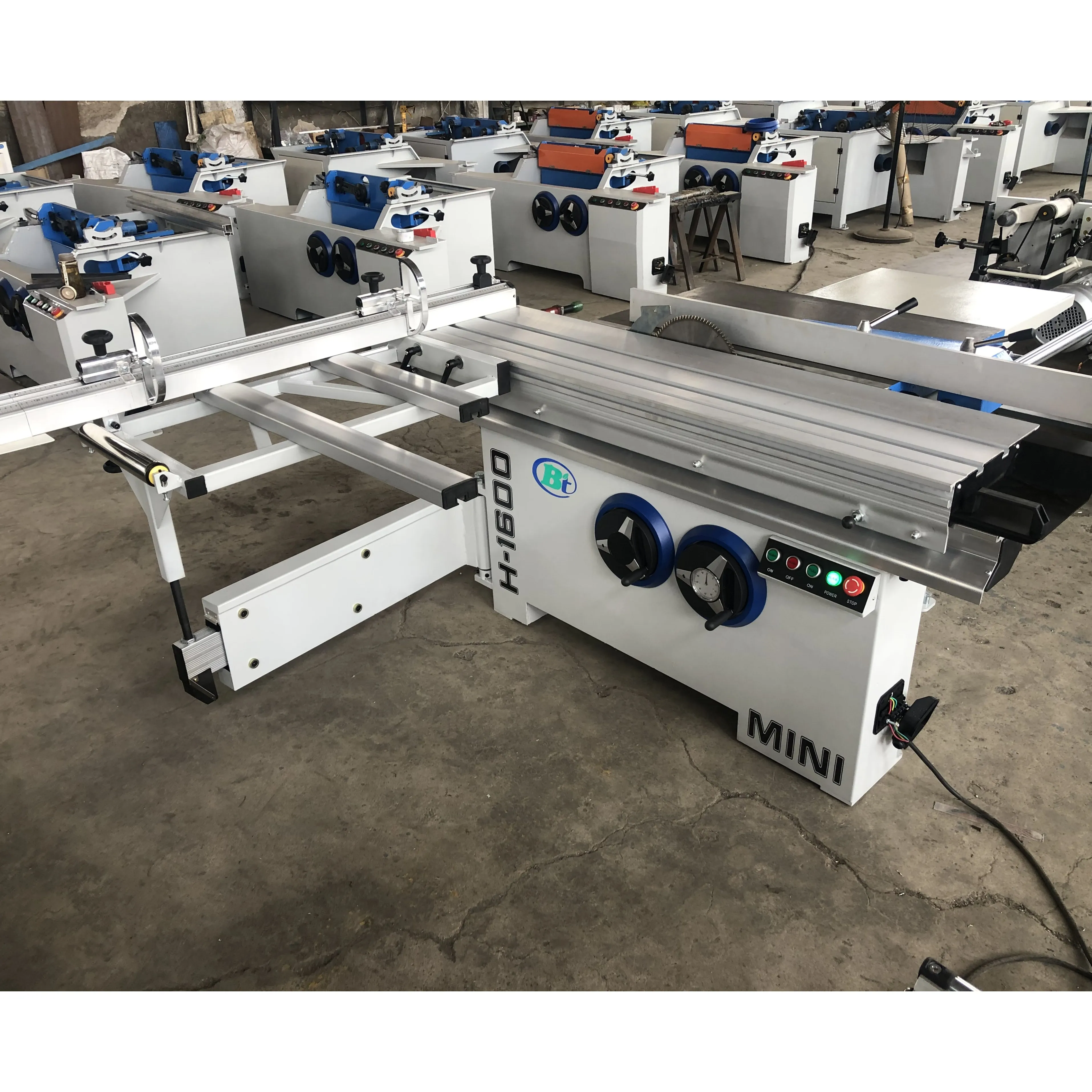 1600Mm Sliding Table Saw Machine Manual Table Saw Machine Panal Saw Sliding Table Panel Price Wood Cutting Saw Furniture Mdf 1600Mm Sliding Table Saw Machine Manual Table Saw Machine Panal Saw Sliding Table Panel Price Wood Cutting Saw Furniture Mdf