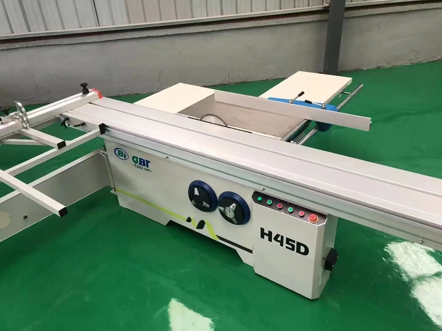 3.2M 45 Degree Table Panel Saw Precision Sliding Table Saw For Straight And Inclined Board Wood Machinery 3.2M 45 Degree Table Panel Saw Precision Sliding Table Saw For Straight And Inclined Board Wood Machinery