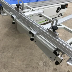 Robotec Brand Woodworking Sliding Table Panel Saw/Precision Panel Saw/ Cnc Panel Saw Wood Cutting Machine With 45 Degree Robotec Brand Woodworking Sliding Table Panel Saw/Precision Panel Saw/ Cnc Panel Saw Wood Cutting Machine With 45 Degree