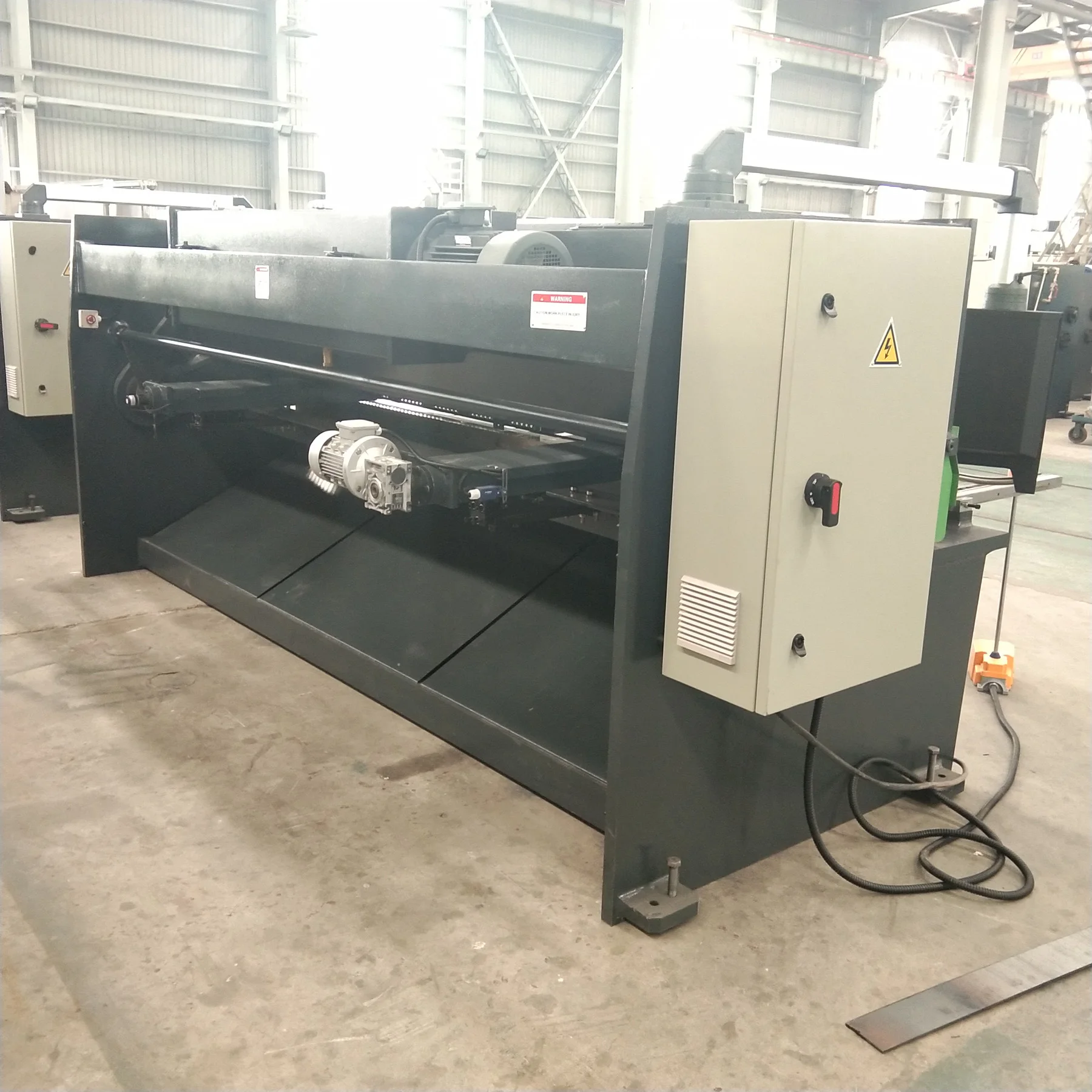 China Factory Qc11K-4*3200 E21Shydraulic Guillotine Shearing Machine Carbon Steel 3200Mm China Factory Qc11K-4*3200 E21Shydraulic Guillotine Shearing Machine Carbon Steel 3200Mm