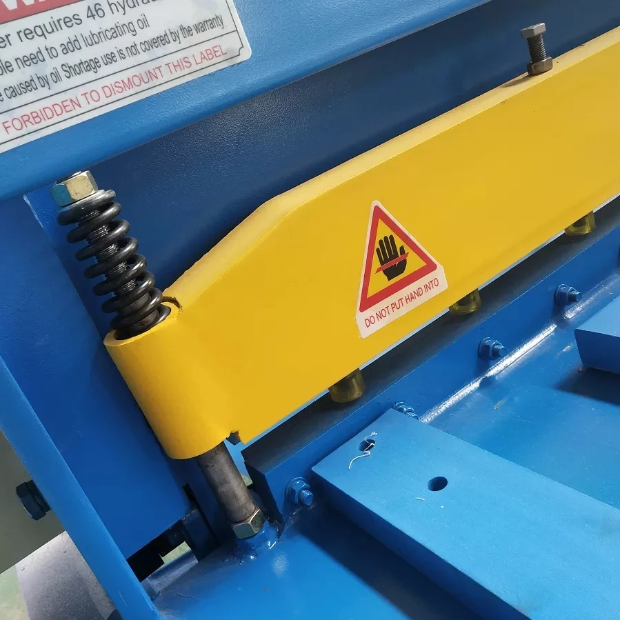 Q11-3*2000 Electric Shearing Cutting Machine Electric Shear Cutter Guillotine Q11-3*2000 Electric Shearing Cutting Machine Electric Shear Cutter Guillotine