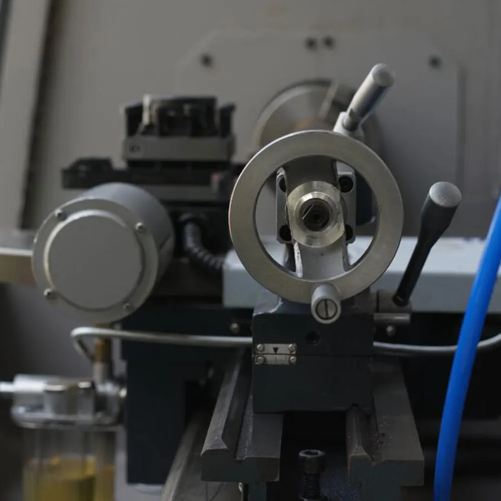 Cnc210 Mini Benchtop Cnc Lathe With After 990Tdb Controller Cnc210 Mini Benchtop Cnc Lathe With After 990Tdb Controller