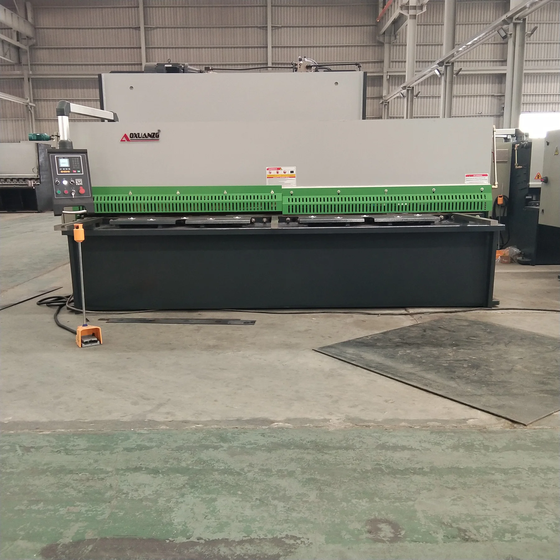 China Factory Qc11K-4*3200 E21Shydraulic Guillotine Shearing Machine Carbon Steel 3200Mm China Factory Qc11K-4*3200 E21Shydraulic Guillotine Shearing Machine Carbon Steel 3200Mm