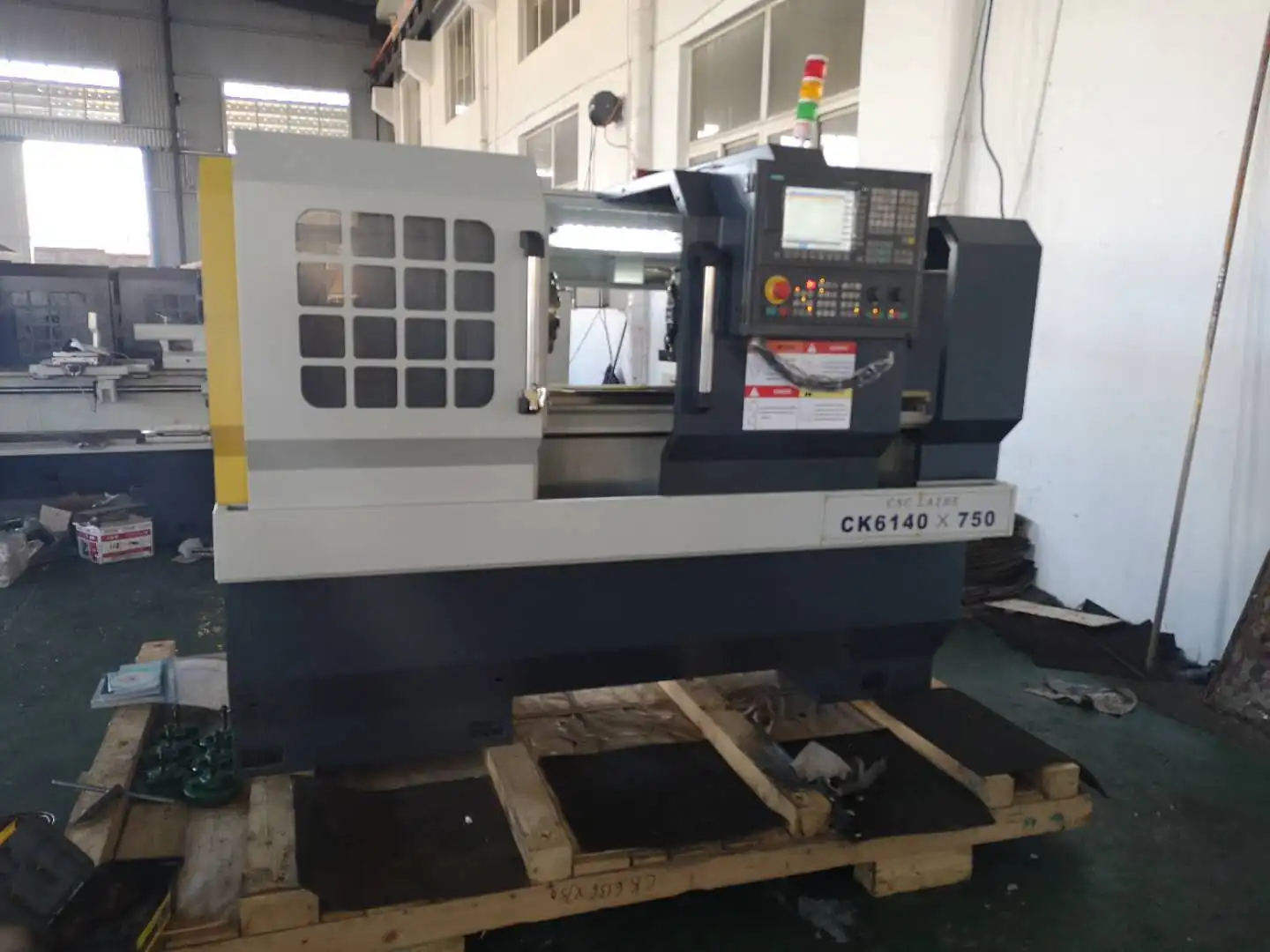 Ck6140*500Mm High Accuracy Flat Bed Type Cnc Lathe Ck6140*500Mm High Accuracy Flat Bed Type Cnc Lathe