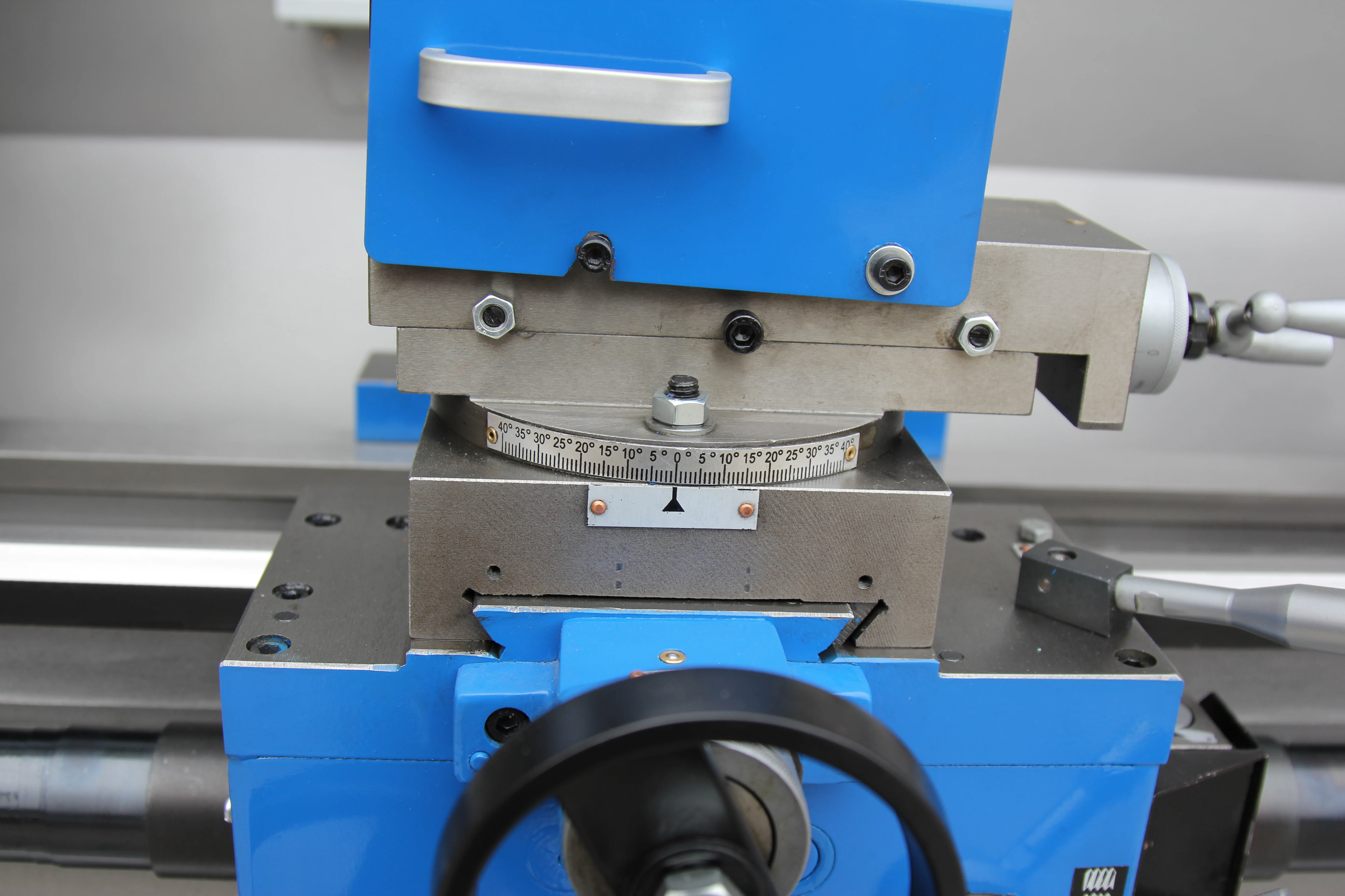 Cjm320A 600Mm Manual Lathe Mini Lathe Machine Bench Lath Cjm320A 600Mm Manual Lathe Mini Lathe Machine Bench Lath
