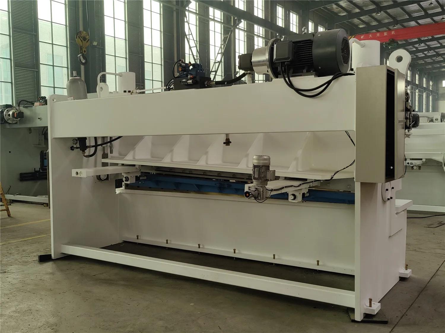 Qc11K-16×3200 Automatic Cnc Sheet Metal Cutting Machine Guillotine Shearing Machine Qc11K-16×3200 Automatic Cnc Sheet Metal Cutting Machine Guillotine Shearing Machine