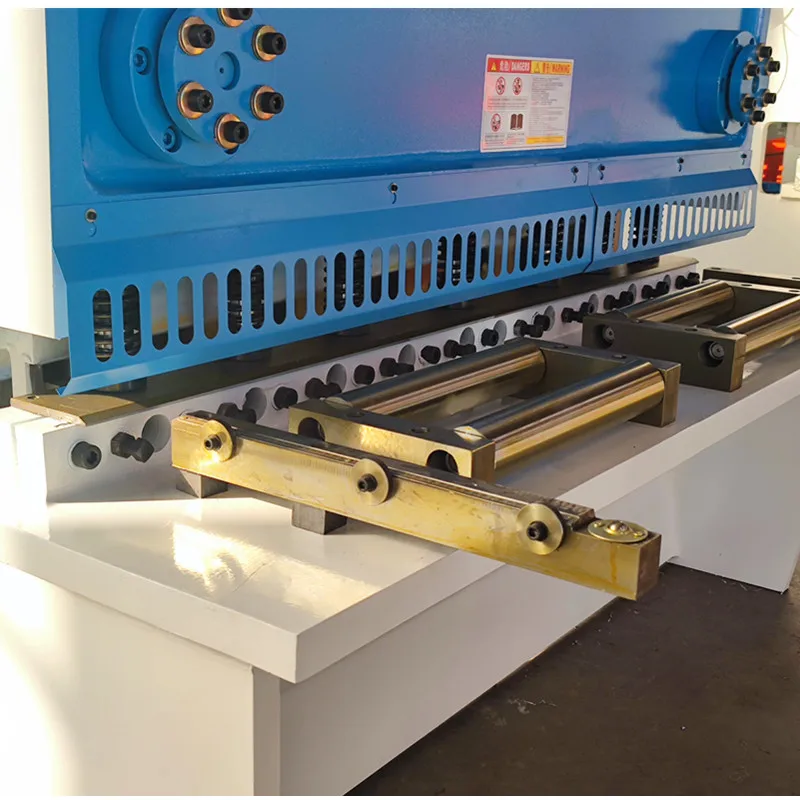 Facotry Price Hydraulic Guillotine Cnc Shearing Machine Pendulum Shearing Machine Bend Machine Facotry Price Hydraulic Guillotine Cnc Shearing Machine Pendulum Shearing Machine Bend Machine