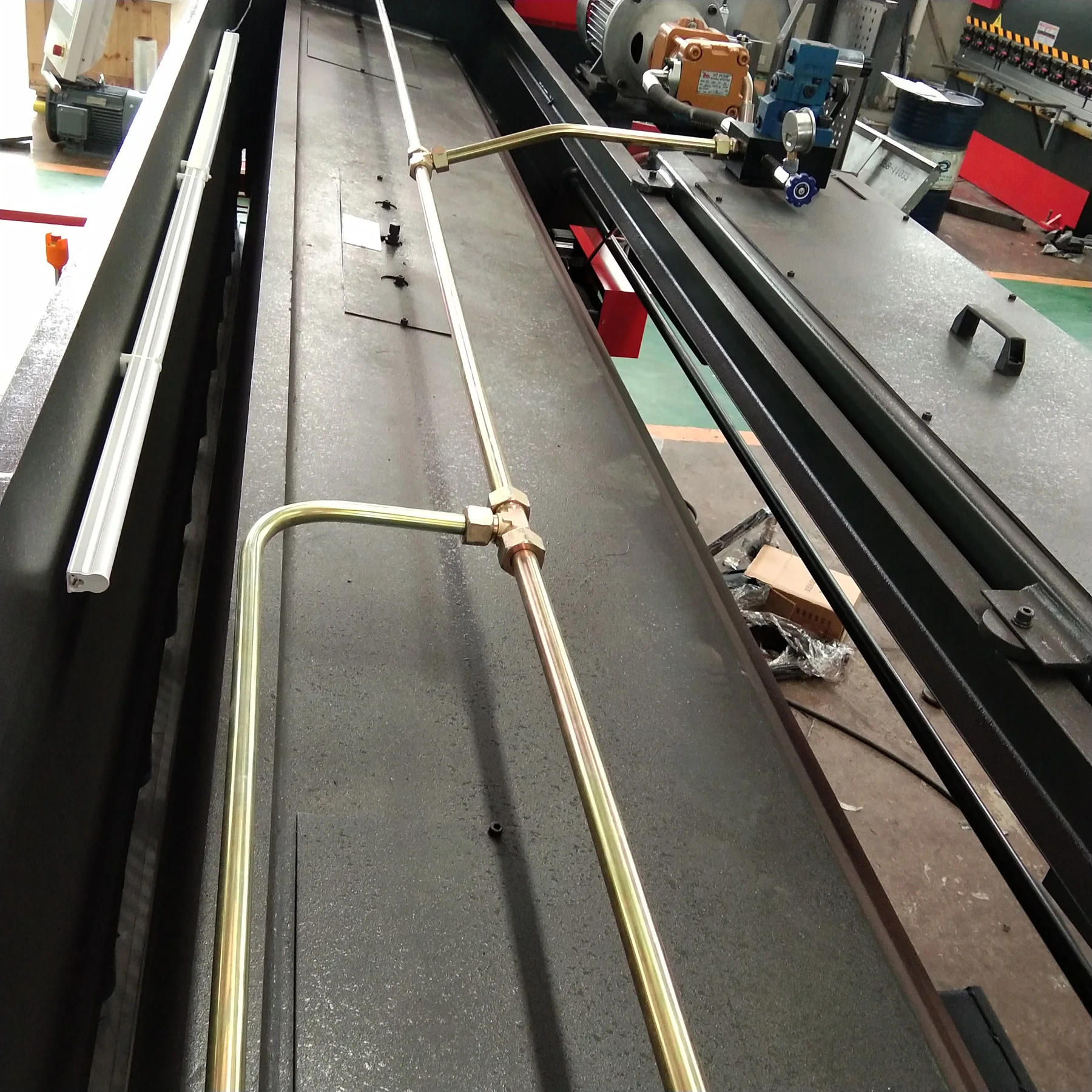 8X3200 Hydraulic Steel Sheet Guillotine Shearing Machine 8X3200 Hydraulic Steel Sheet Guillotine Shearing Machine