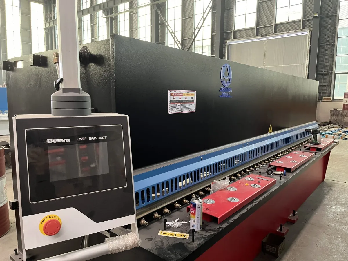 Delem Dac360T Adjustable Blade Clearance Hydraulic Steel Plate Hydraulic Guillotine Shearing Machine Delem Dac360T Adjustable Blade Clearance Hydraulic Steel Plate Hydraulic Guillotine Shearing Machine