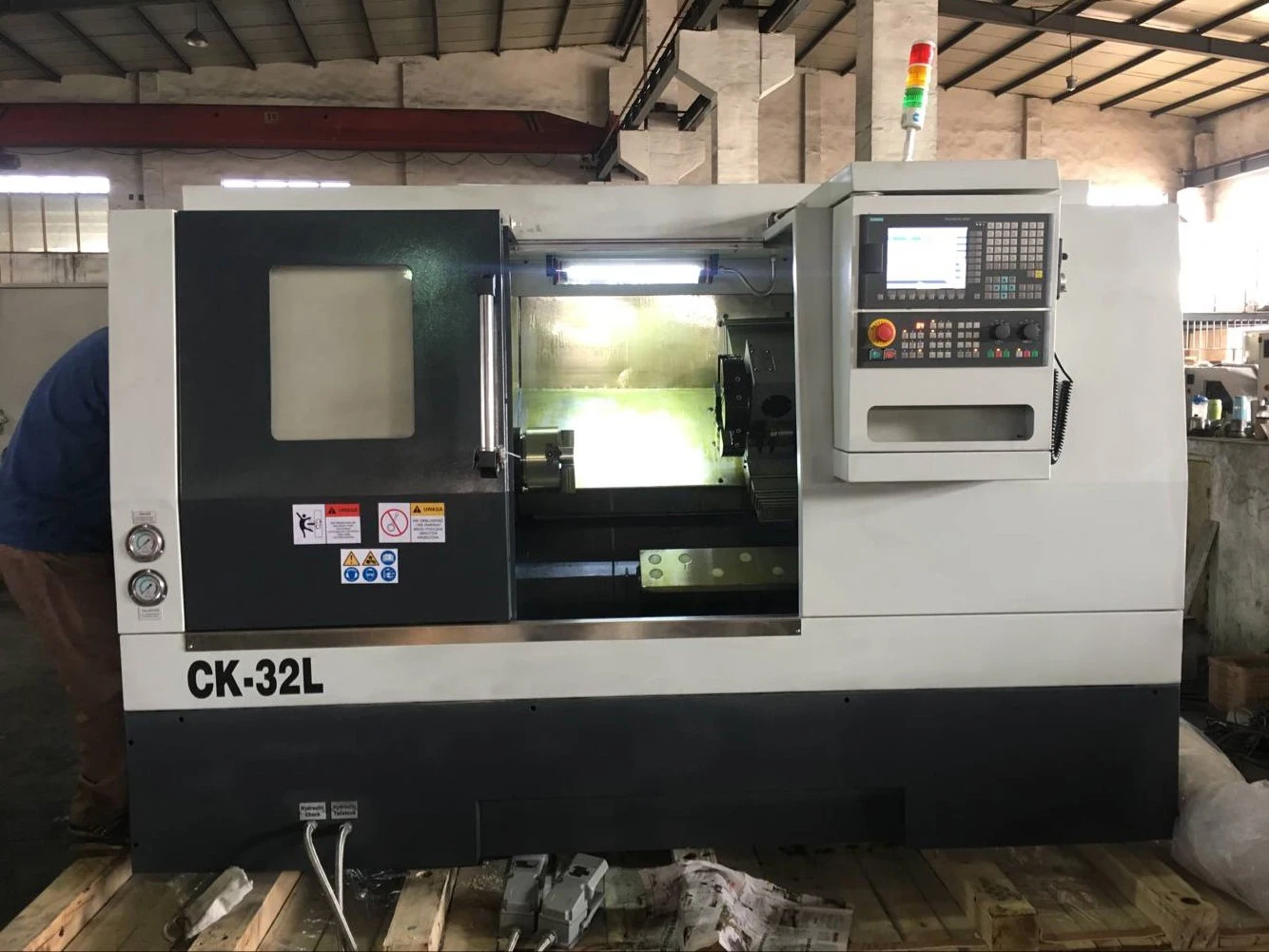 Ck32L Slant Bed Cnc Lathe Machine For Metal Turning Ck32L Slant Bed Cnc Lathe Machine For Metal Turning