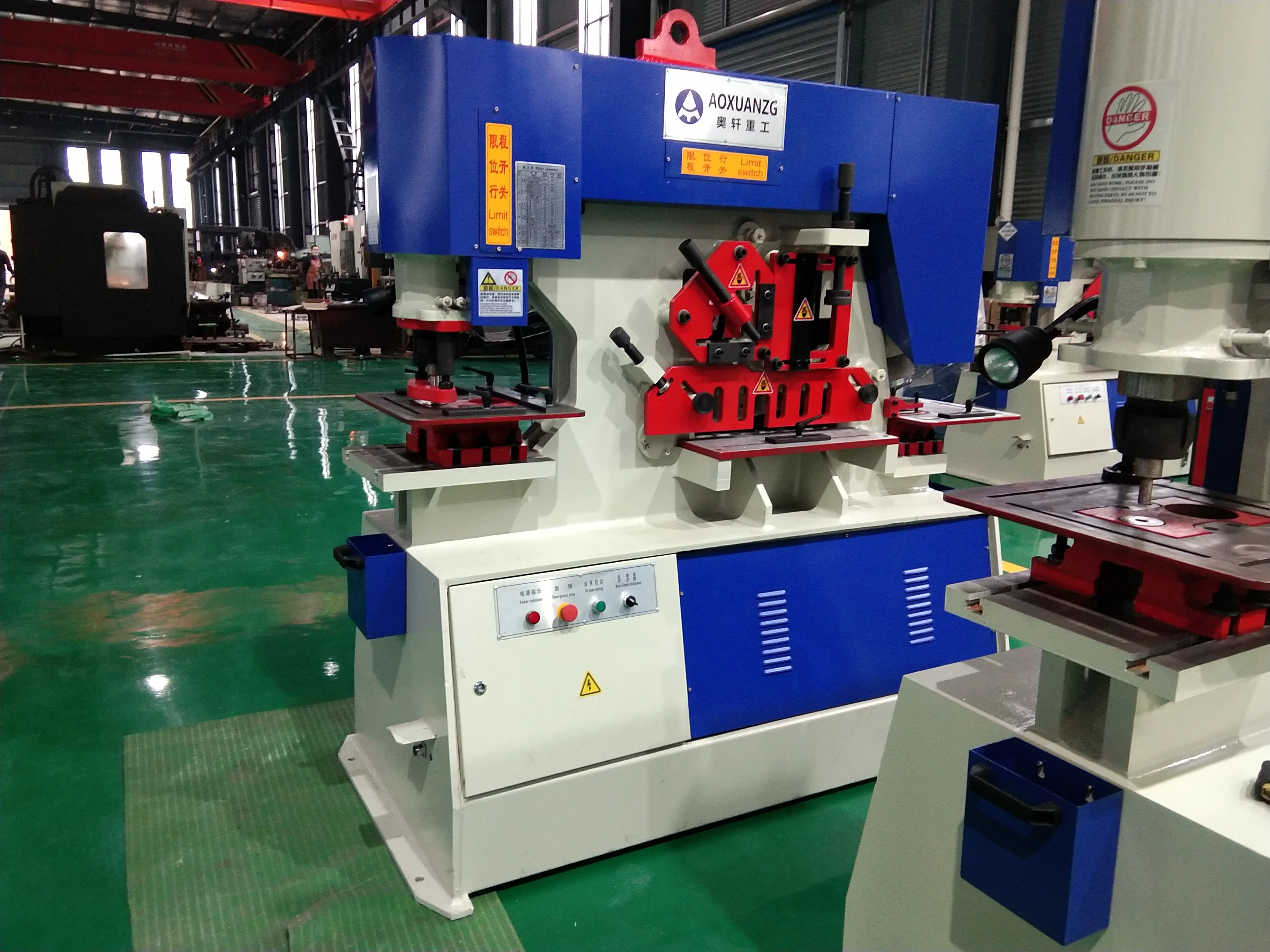 Q35Y Series Manufacture Direct Sale Double Cylinder Iron Worker Machine Q35Y Series Manufacture Direct Sale Double Cylinder Iron Worker Machine