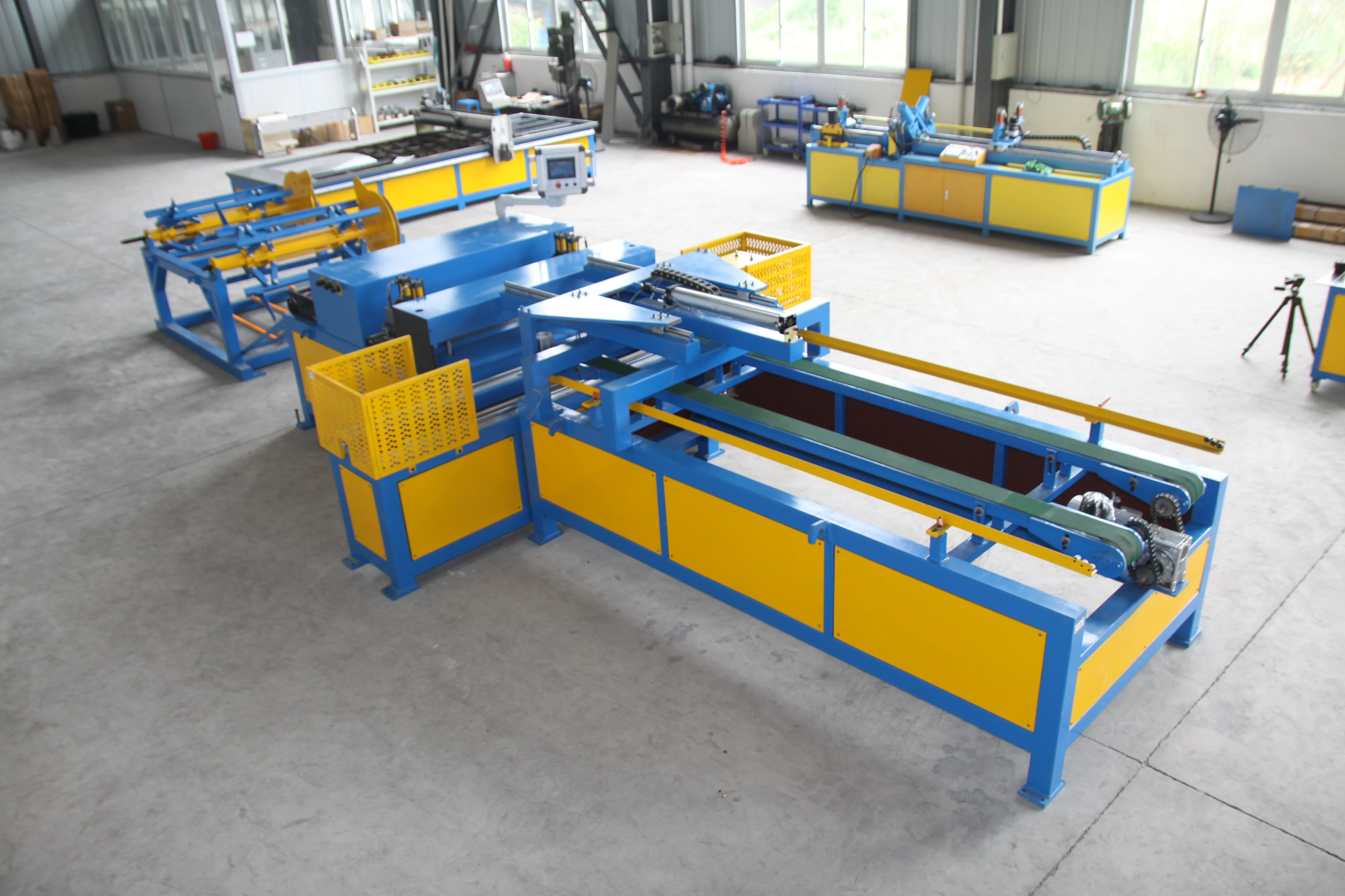 Auto Duct Line 4 Air Hose Blast Pipe Making Machine Sheet Metal Square Processing Tools Cnc Havc Production Auto Duct Line 4 Air Hose Blast Pipe Making Machine Sheet Metal Square Processing Tools Cnc Havc Production