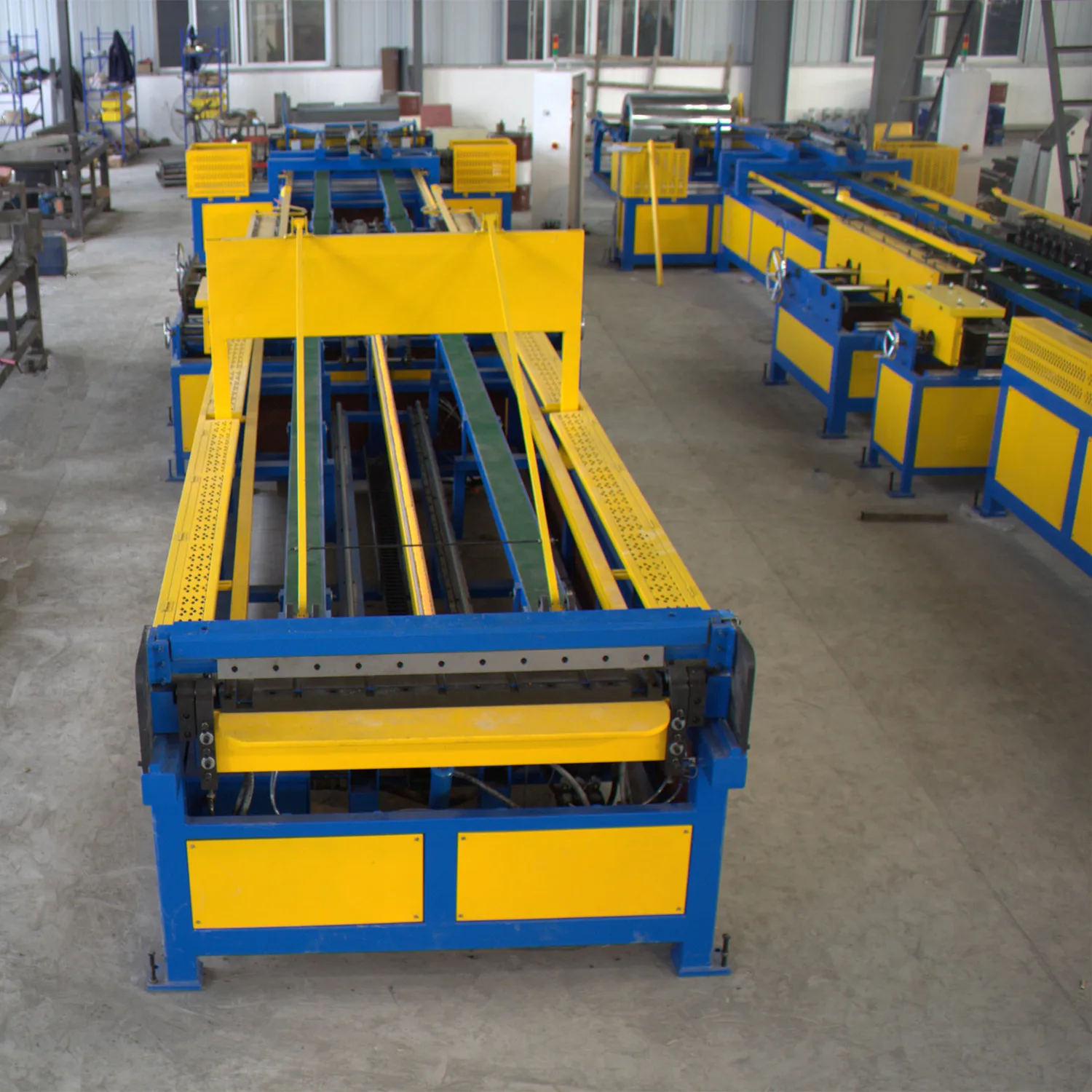 Manufacturer Hvac Automatic Rectangular Air Ventilation Tube Making Machine, Square Wind Duct Production Line 5 Manufacturer Hvac Automatic Rectangular Air Ventilation Tube Making Machine, Square Wind Duct Production Line 5