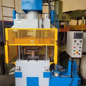 4 Column Aluminium SS Steel Pot Hydraulic Press, Metal Steel Stamping Stretching Press Machine for Pressure Cooker Forming 4 Column Aluminium SS Steel Pot Hydraulic Press, Metal Steel Stamping Stretching Press Machine for Pressure Cooker Forming