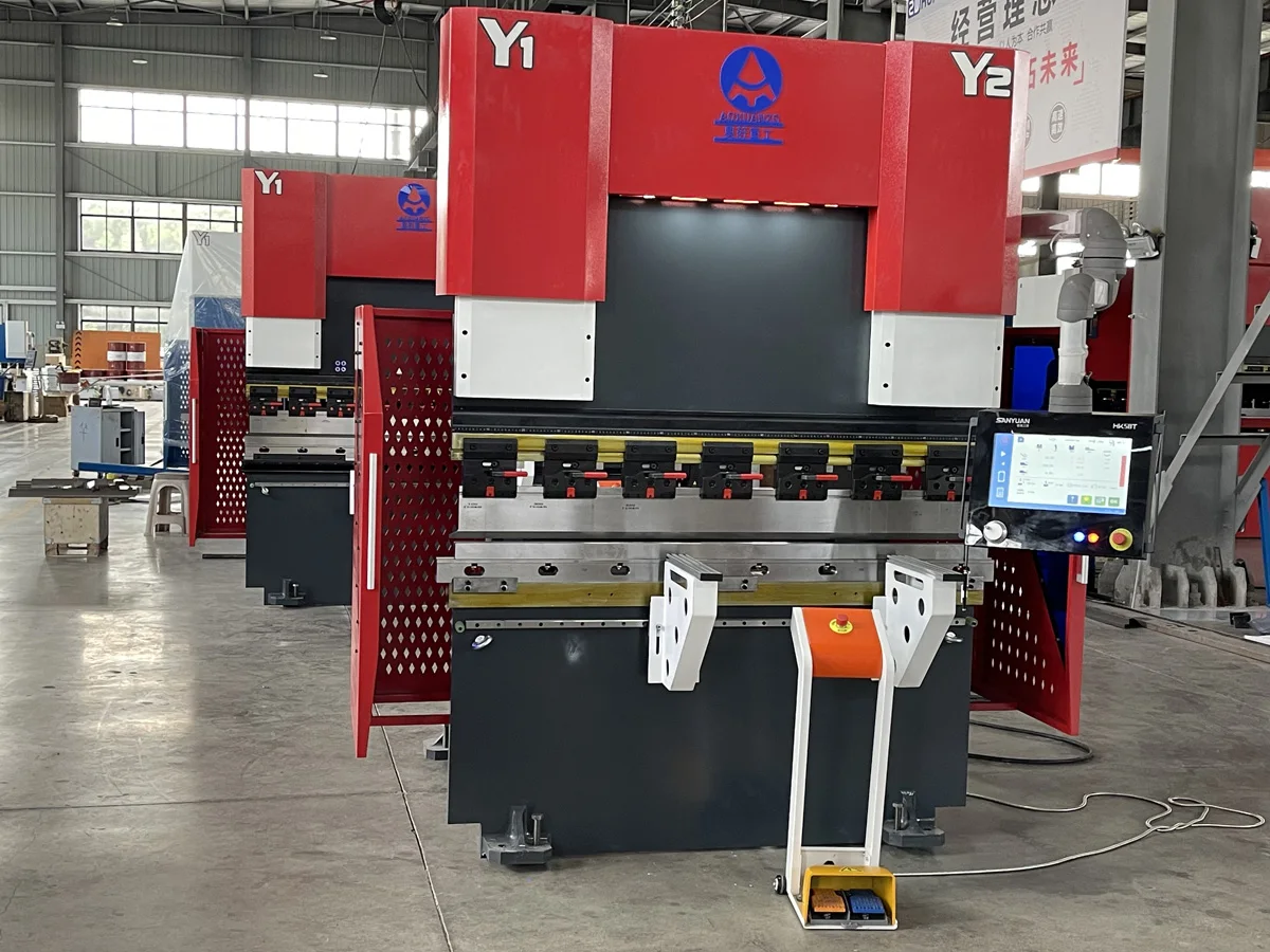 Small Cnc Press Brake, Hydraulic Bending Machine, Automatic Folding Bender With Hk58T 4+1Axis Controller , Support 2D Drawing Small Cnc Press Brake, Hydraulic Bending Machine, Automatic Folding Bender With Hk58T 4+1Axis Controller , Support 2D Drawing