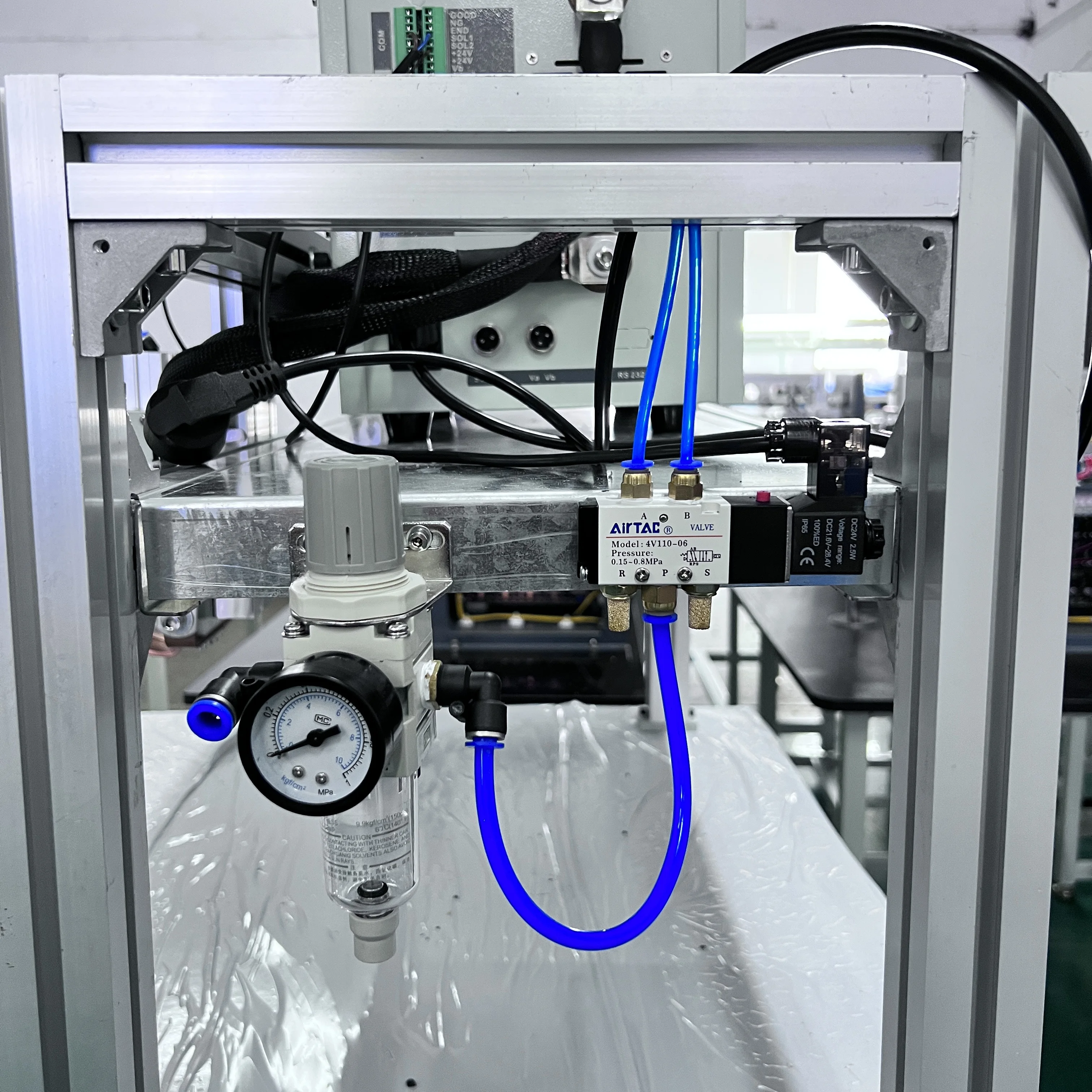 High Efficiency 10000A Spot Welder For 18650 32650 Lipeo4 Battery Pack Welding Industrial Resistance Spot Welder With Guide Rail High Efficiency 10000A Spot Welder For 18650 32650 Lipeo4 Battery Pack Welding Industrial Resistance Spot Welder With Guide Rail