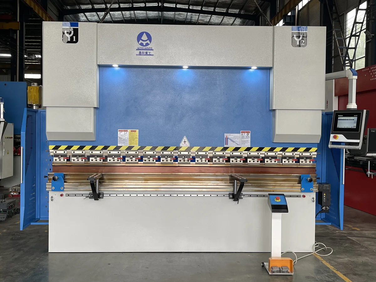 Aoxuanzg We67K-125T3200 Hydraulic Cnc Press Brake Bender, Da53T Controller Bending Machine With 4+1 Axis Aoxuanzg We67K-125T3200 Hydraulic Cnc Press Brake Bender, Da53T Controller Bending Machine With 4+1 Axis