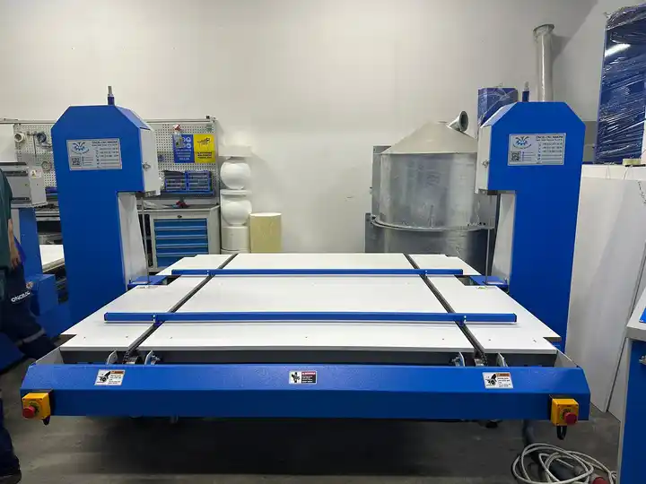 Styrofoam Corner Cutting Machine Edge Squaring Foam Machinery Styrofoam Corner Cutting Machine Edge Squaring Foam Machinery