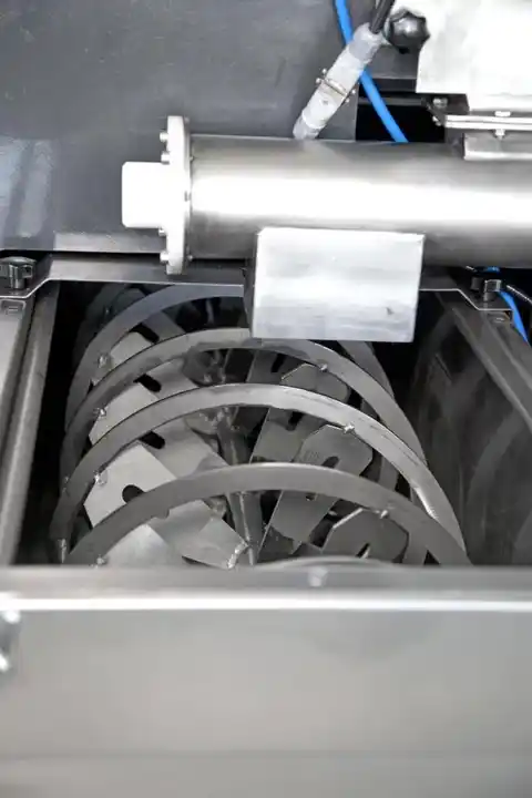 Organic Avocado Oil Making Machine – Industrial Cold Press Oil Machine Organic Avocado Oil Making Machine – Industrial Cold Press Oil Machine