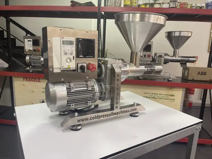Coconut Oil Press Machine Coconut Oil Press Machine
