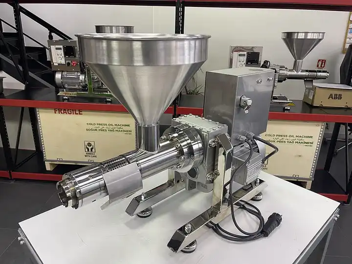 Cold Press Oil Machine For All Seeds Oil – Sesame, Hemp, Black Seed, Coconut And All Seeds Cold Press Oil Machine For All Seeds Oil – Sesame, Hemp, Black Seed, Coconut And All Seeds