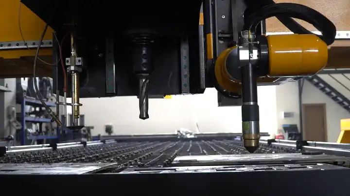 Cnc Plasma Drilling And Cutting Machine Apl-D 30/200 Cnc Plasma Drilling And Cutting Machine Apl-D 30/200