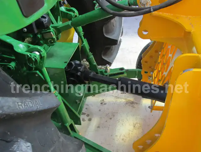 Trencher Machine Trencher Machine