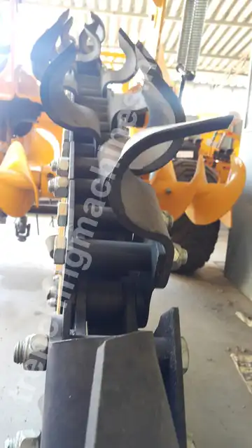Trencher Machine Trencher Machine