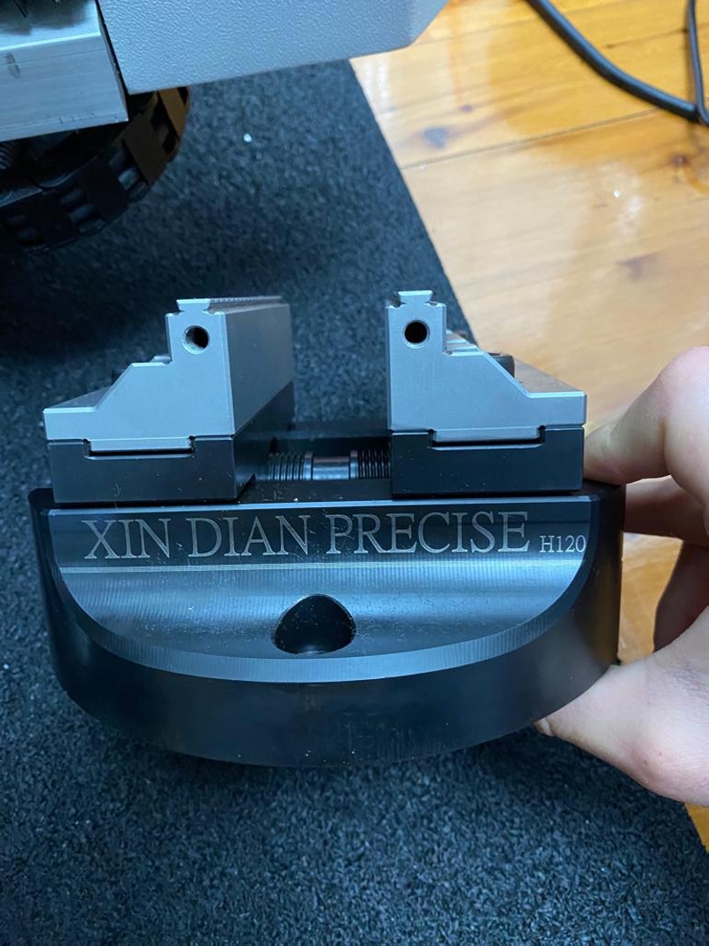 5-Axis Cnc Mill 5-Axis Cnc Mill