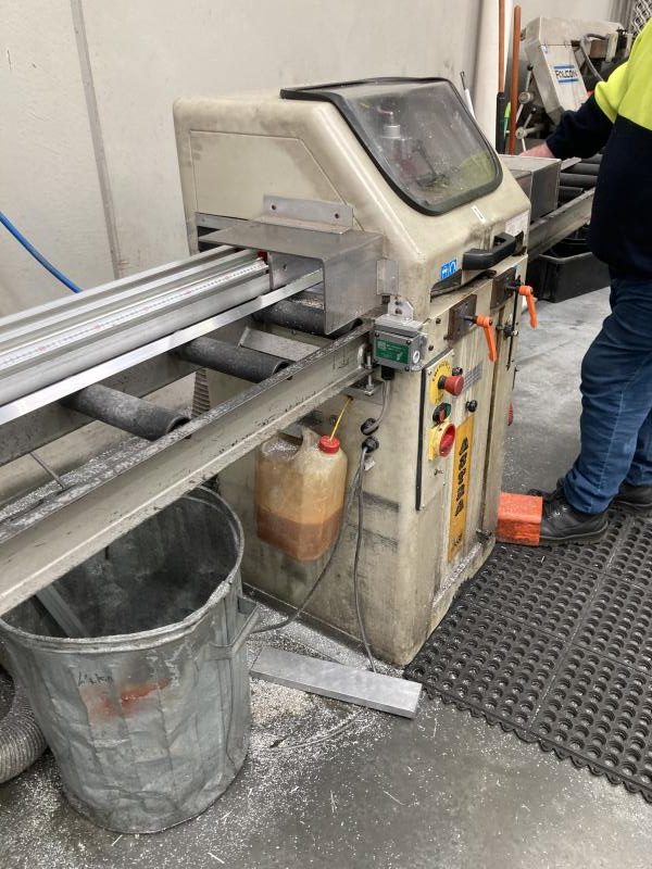 Lgf Italy Astra Upstroking Semi-Automatic Mitre Cutting Aluminium Saw Lgf Italy Astra Upstroking Semi-Automatic Mitre Cutting Aluminium Saw