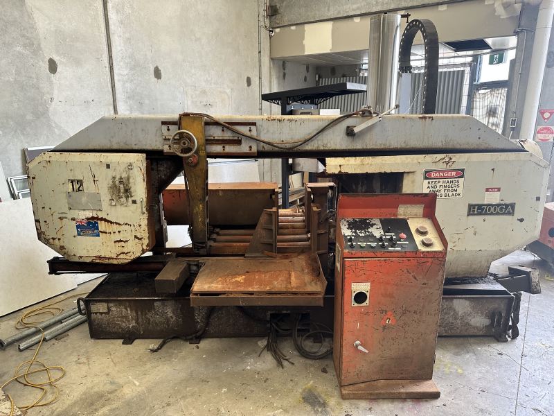 Mega H700Ga Pack & Pipe Cutting Bandsaw Mega H700Ga Pack & Pipe Cutting Bandsaw