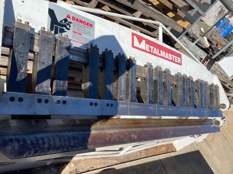 Metal Master 2400 Pan Brake Metal Master 2400 Pan Brake