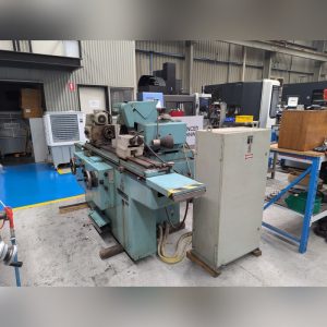 TOS Hostivar Cylindrical Grinder 1985 TOS Hostivar Cylindrical Grinder 1985
