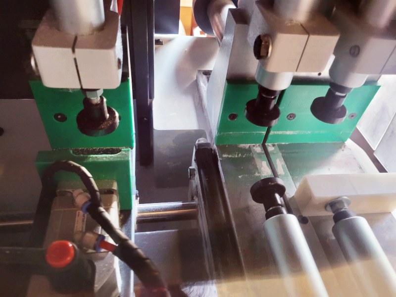 Tronzadoras Gaa-350-90 700Mm Cnc Aluminium Feed Saw Machine Tronzadoras Gaa-350-90 700Mm Cnc Aluminium Feed Saw Machine